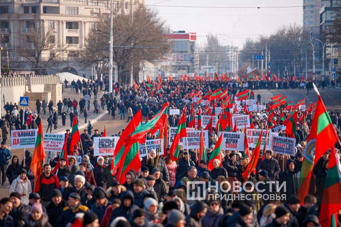 50 тысяч приднестровцев приняло участие в митинге против экономического давления Молдовы