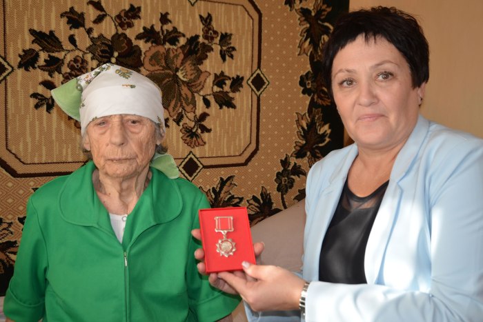 90 лет исполнилось жительнице Дубоссар Елене Сичевской