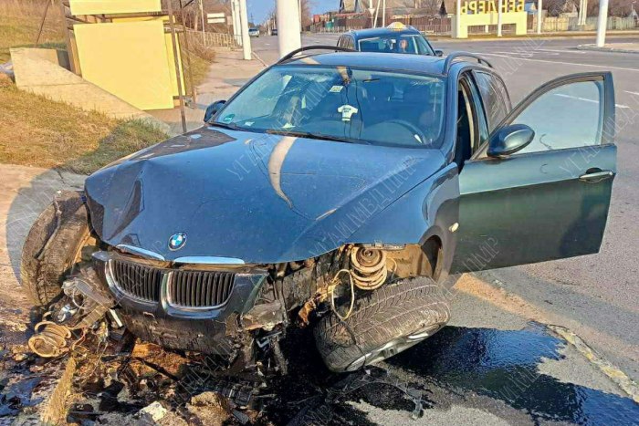 ДТП в Бендерах: Пьяный водитель врезался в забор частного дома