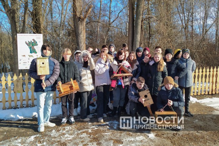 Дубоссарские школьники помогли птицам заповедника «Ягорлык»