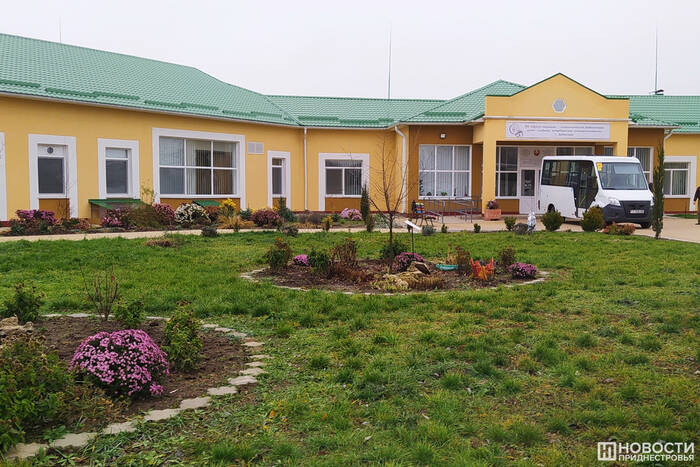 Дубоссарский Центр реабилитации для детей создаёт питомник хвойных растений