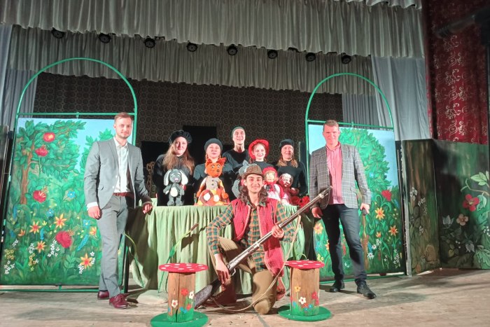 Кукольный спектакль «Красная Шапочка» показали юным зрителям в Днестровске 