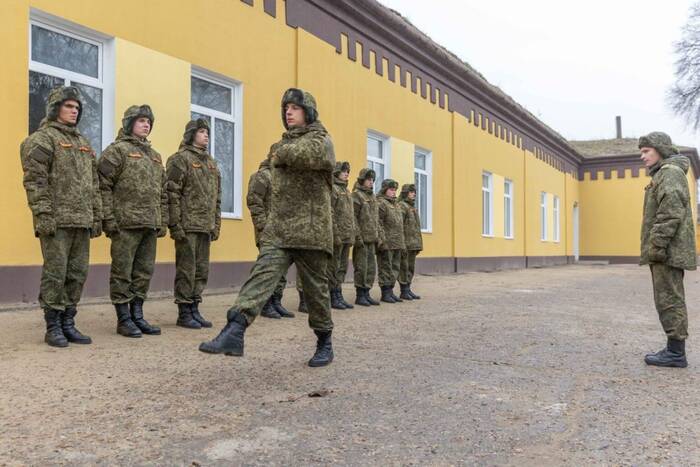 Новобранцы Вооружённых сил ПМР готовятся к военной присяге	