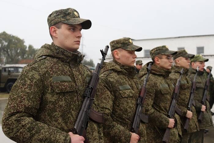 Новобранцы конвойного батальона Минюста приняли присягу 