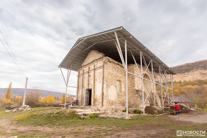 Покровская церковь в Рашкове построена на месте древнего святилища и кладбища