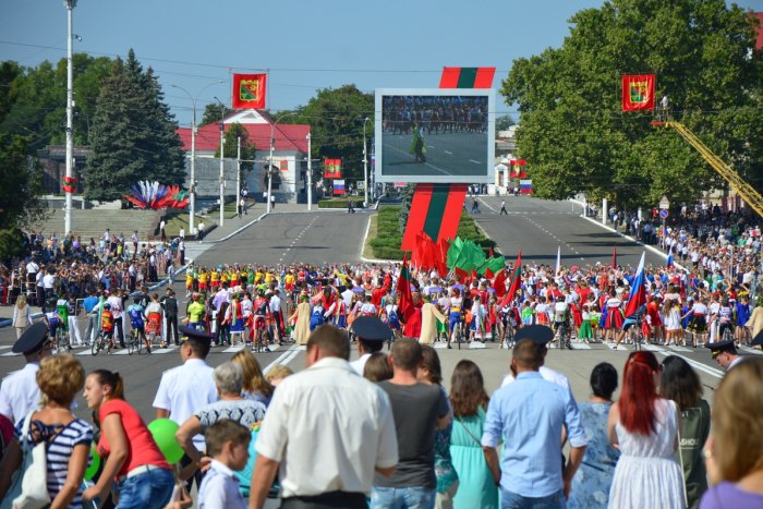 Праздник всей страны. Программа мероприятий к 33-летию образования Приднестровья
