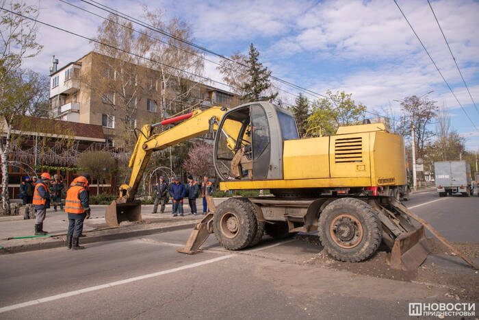 Президенту доложили о ходе работ по частичному расширению столичных улиц Правды и Одесской 