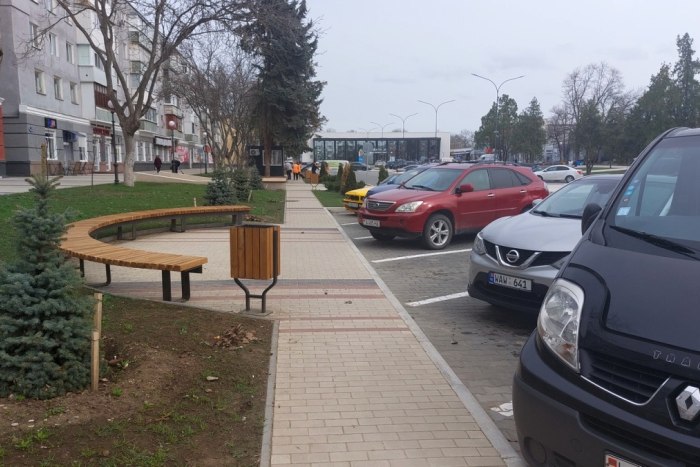 С апреля в Бендерах введут плату за парковку на улице Советской