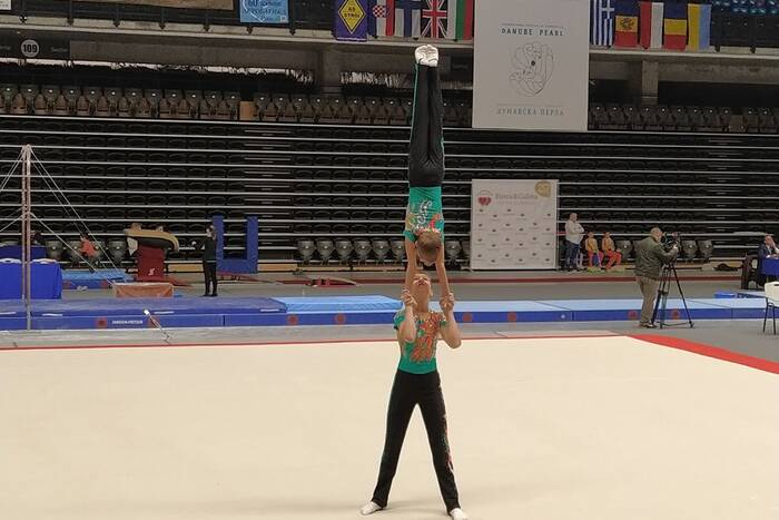 Тираспольские акробаты завоевали медали на болгарском турнире