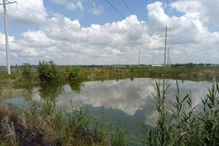 Трагедия на озере в Парканах: Подросток удочкой зацепил высоковольтные провода