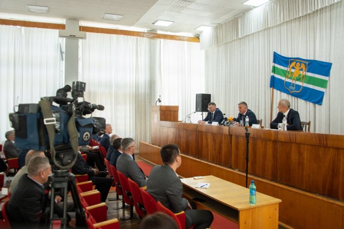 В Рыбнице на встрече с Президентом говорили о восстановлении памятников защитникам Отечества