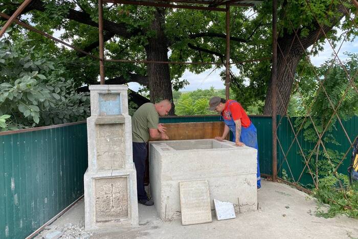 В селе Протягайловка реставрируют старинный памятник 