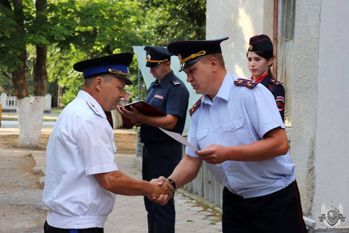 В Слободзее наградили казаков ЧКВ, помогавших милиционерам 