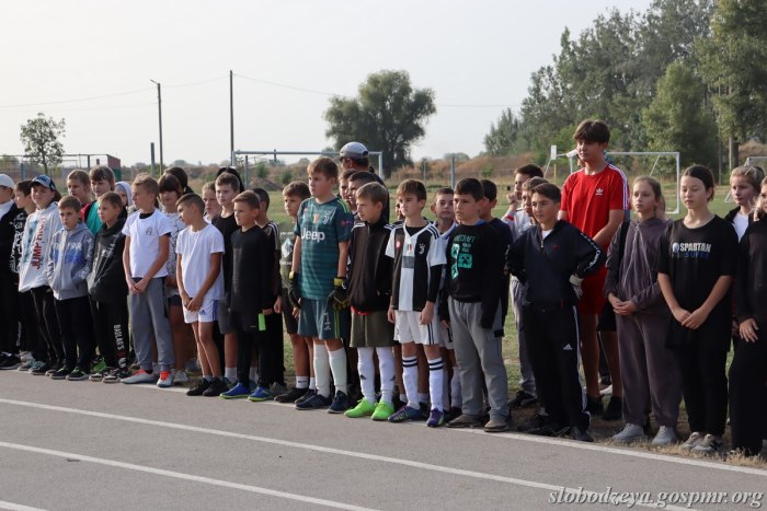 В Слободзейском районе начался отборочный этап футбольного турнира «Кожаный мяч»