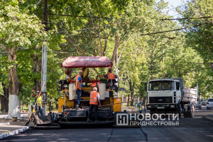 В столице обновят дорожное полотно от Дома Советов до площади Суворова