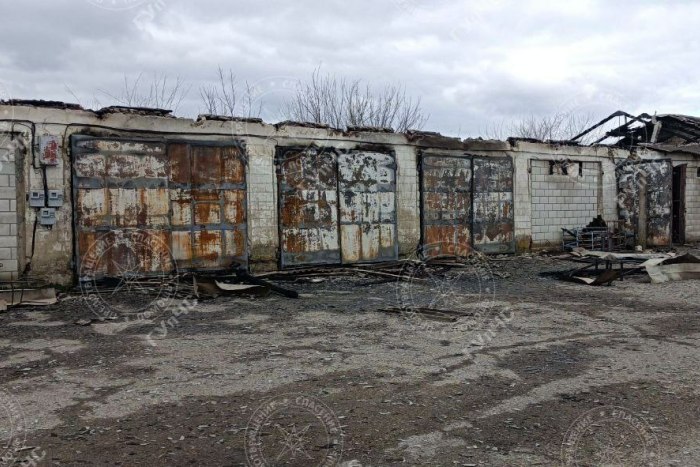 В Суклее сгорели пять мебельных складов