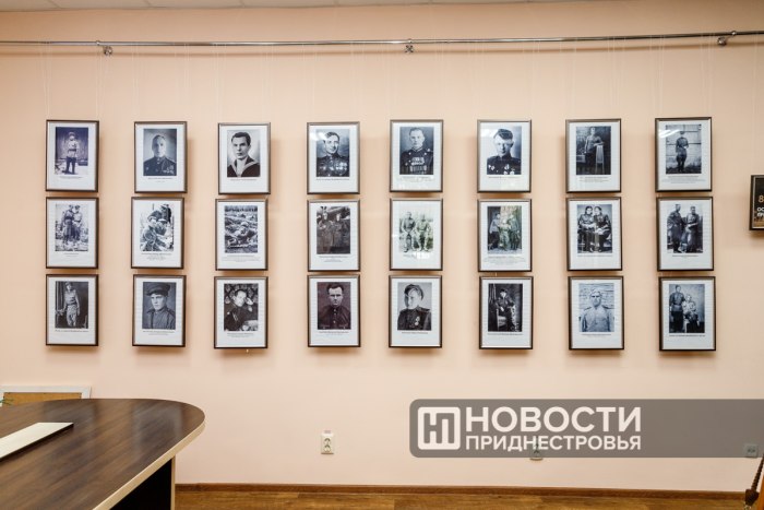 В Тирасполе открылась фотовыставка «80 лет освобождения Приднестровья»