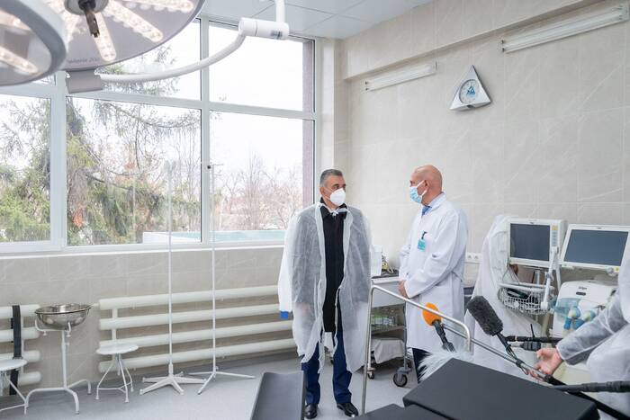 Вадим Красносельский посетил центральную городскую больницу в Бендерах