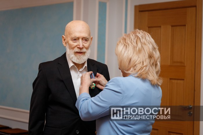 Владимиру Мыцыкову вручили орден Почёта 