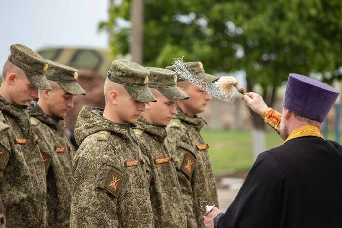 Войсковые священники проводят пасхальные молебны в Вооружённых силах ПМР